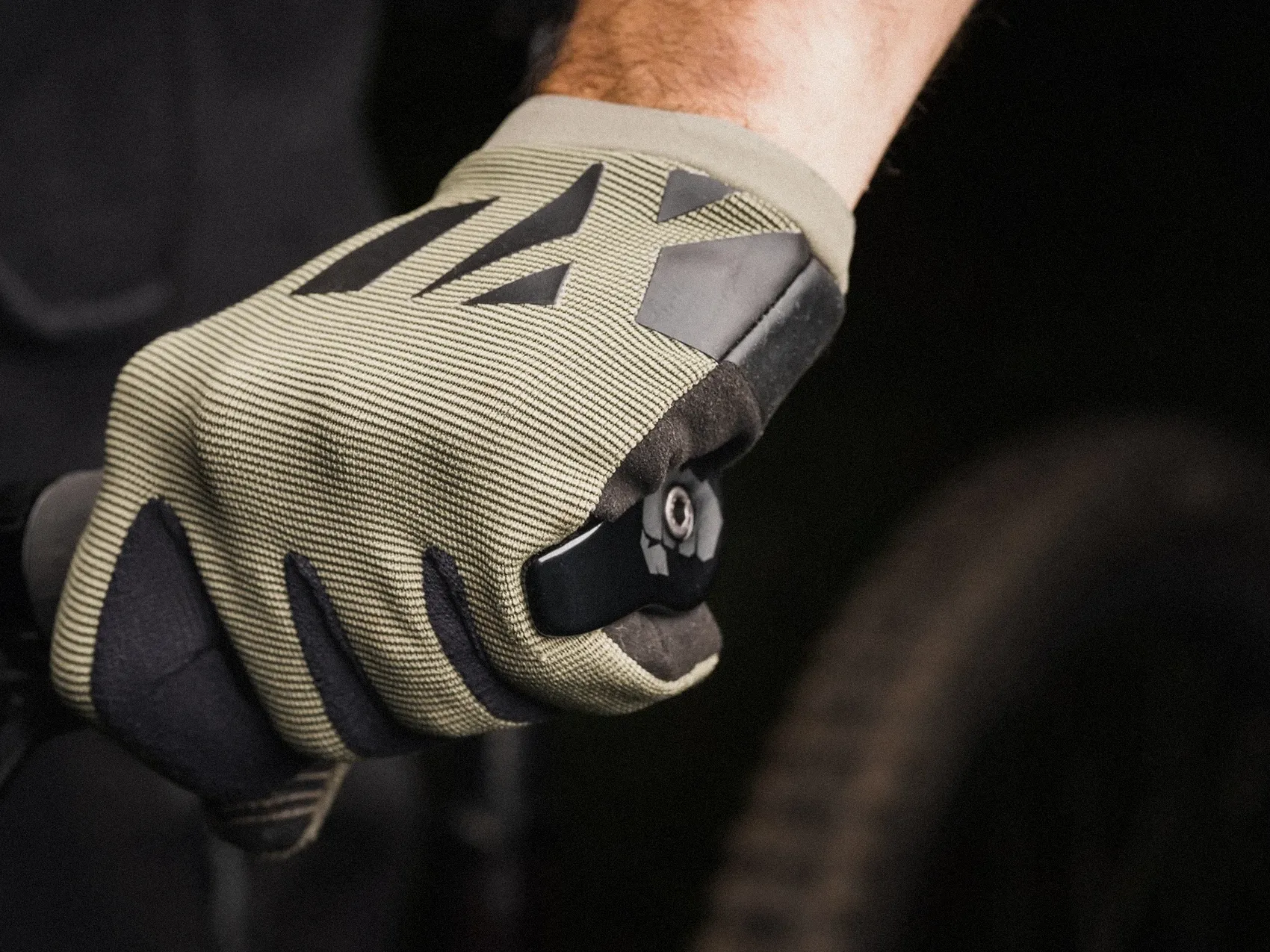 loam-lab-counter-punch-no-grips-2